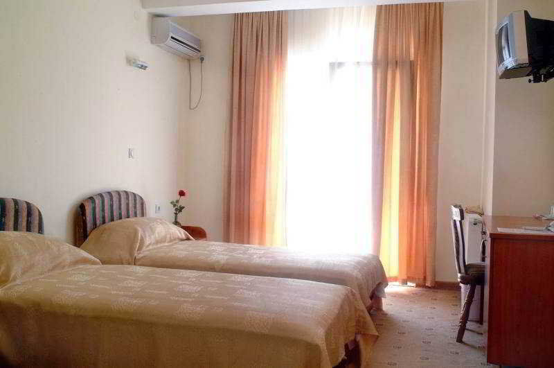 Vip Hotel Skopje - New Management Exteriér fotografie